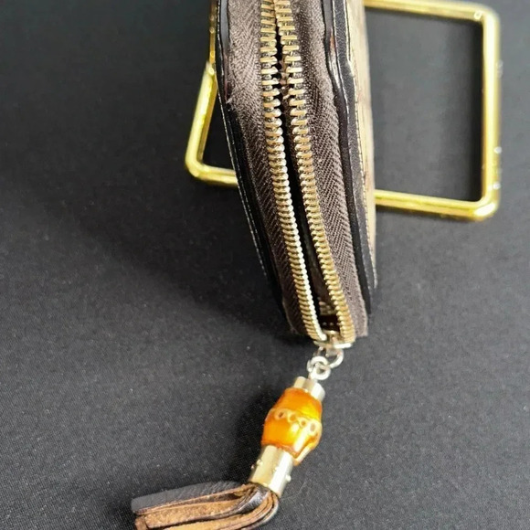 Gucci GG Logo Canvas Long Wallet - Picture 5 of 10